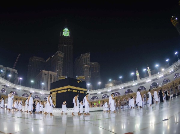 umroh-kembali-dibuka-begini-suasananya-2_43